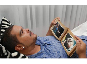 Eduardo Alves faz show em homenagem aos 45 anos de carreira de Maria Bethânia