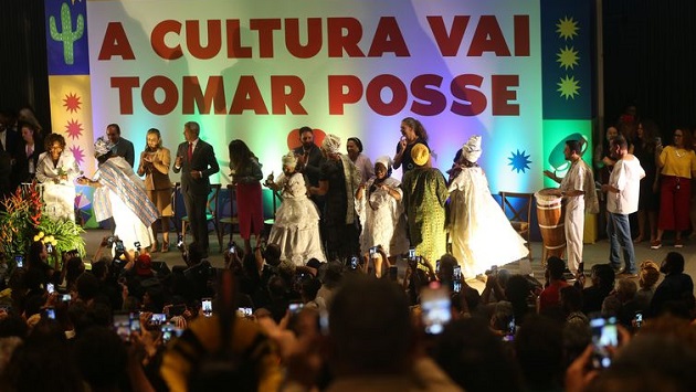 Na posse como ministra da Cultura, Margareth Menezes ressalta força do setor para outras áreas